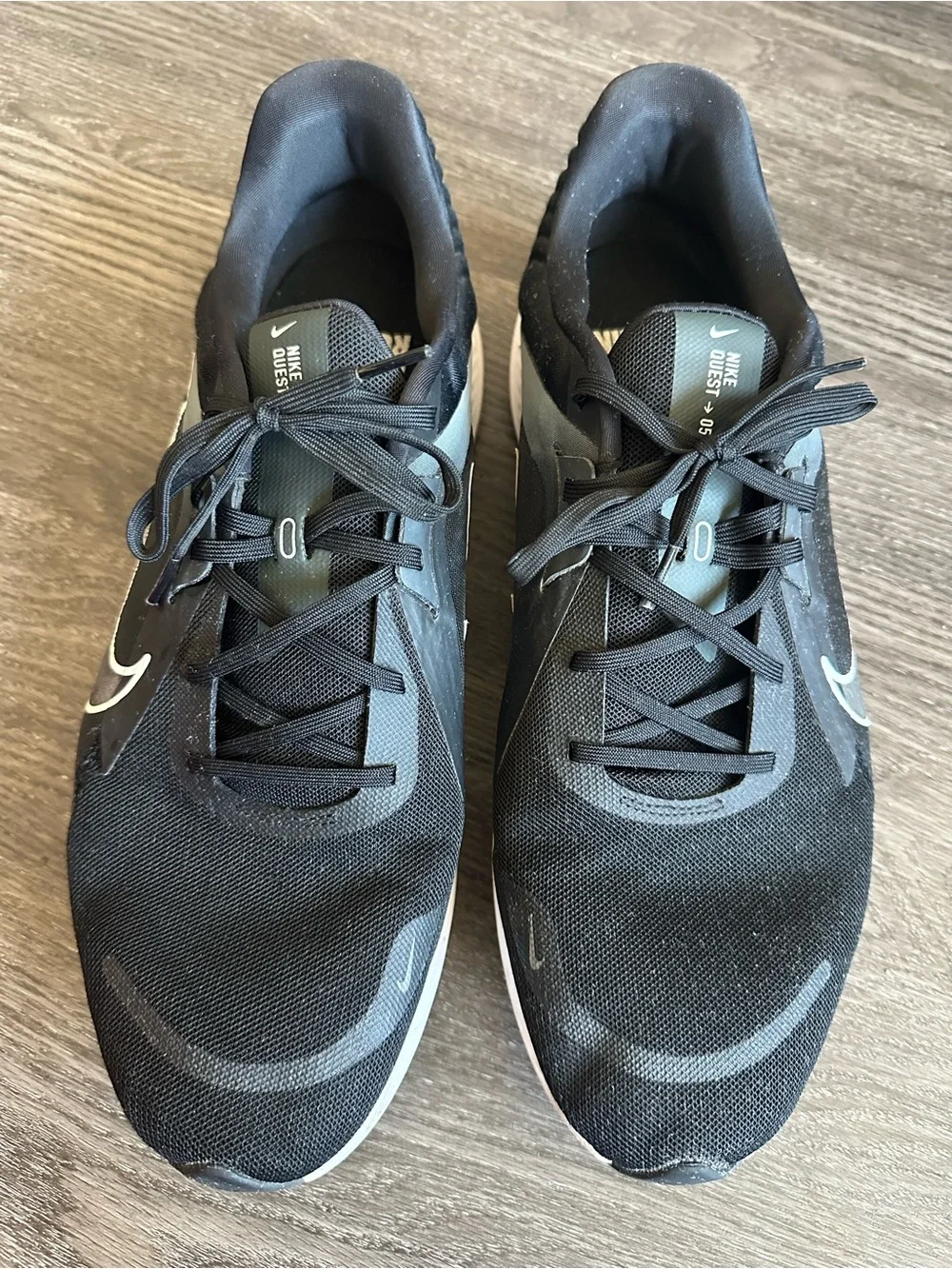 Nike Quest 5 Running Shoes Black White Men’s Size 15